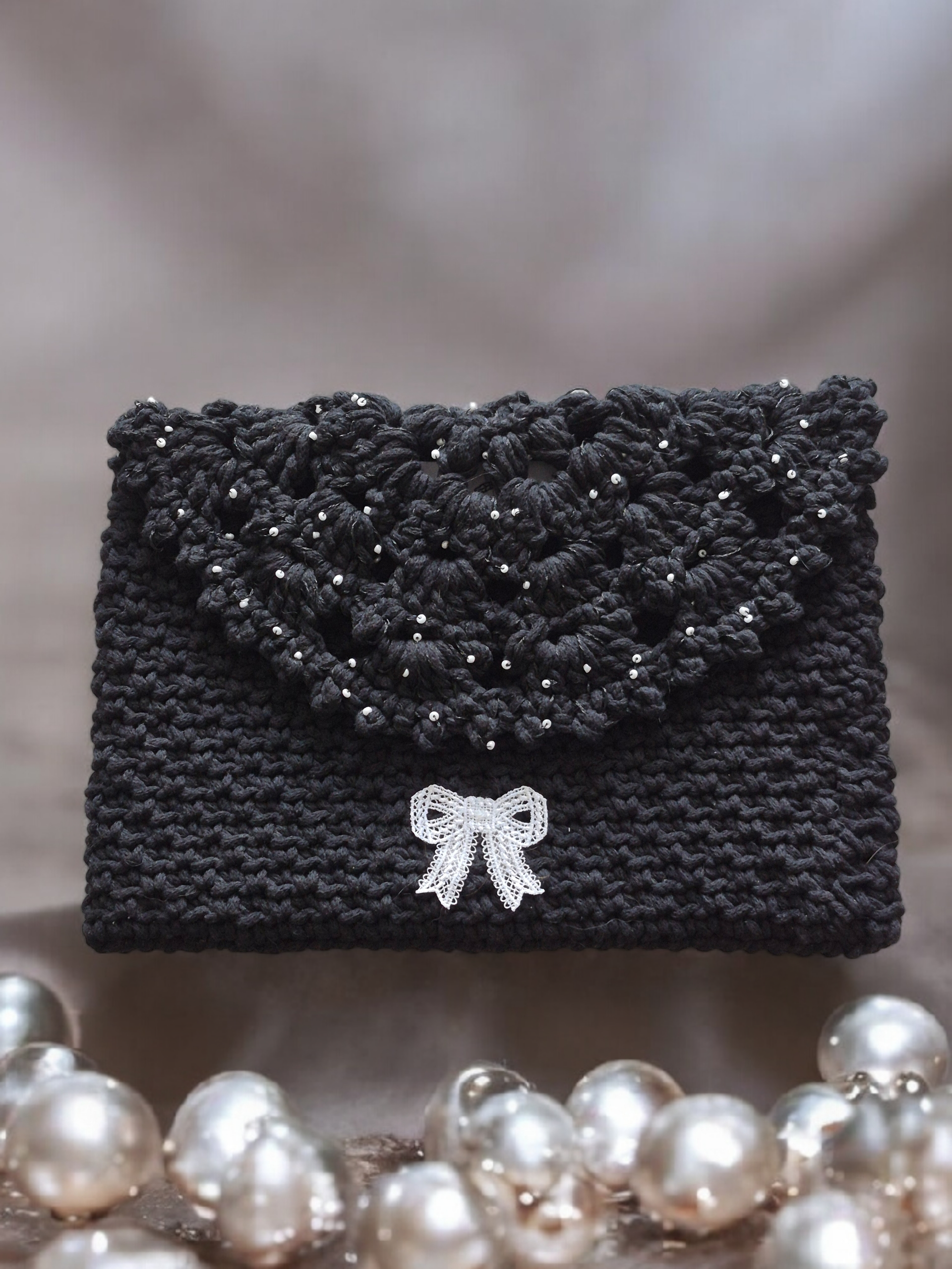 Pochette noire Perli